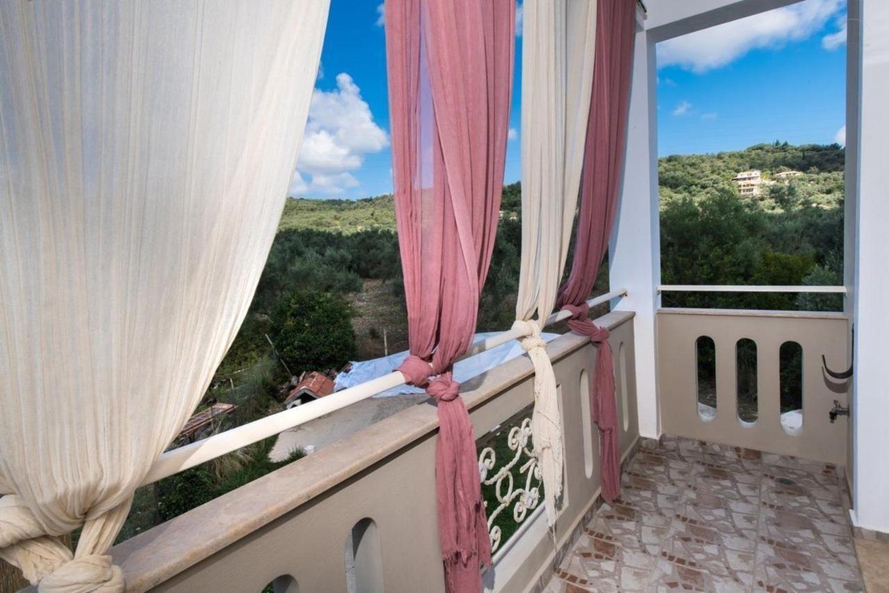 Villa Fairies Лигия Экстерьер фото